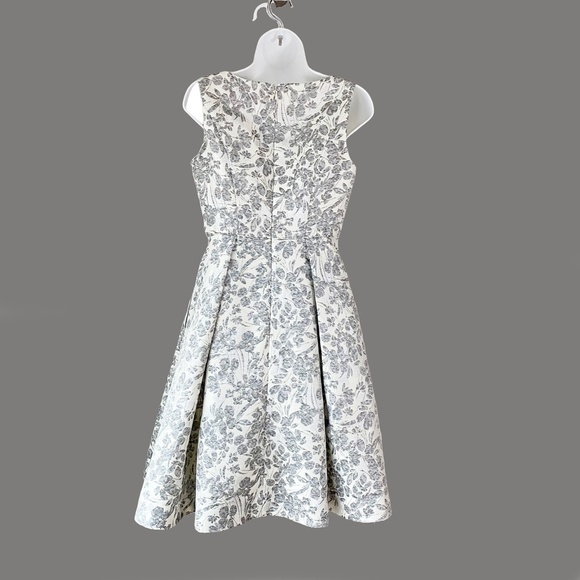 Maggie London Dress Bell Skirt with Tulle Formal Gray‎ White 2 - Picture 11 of 12